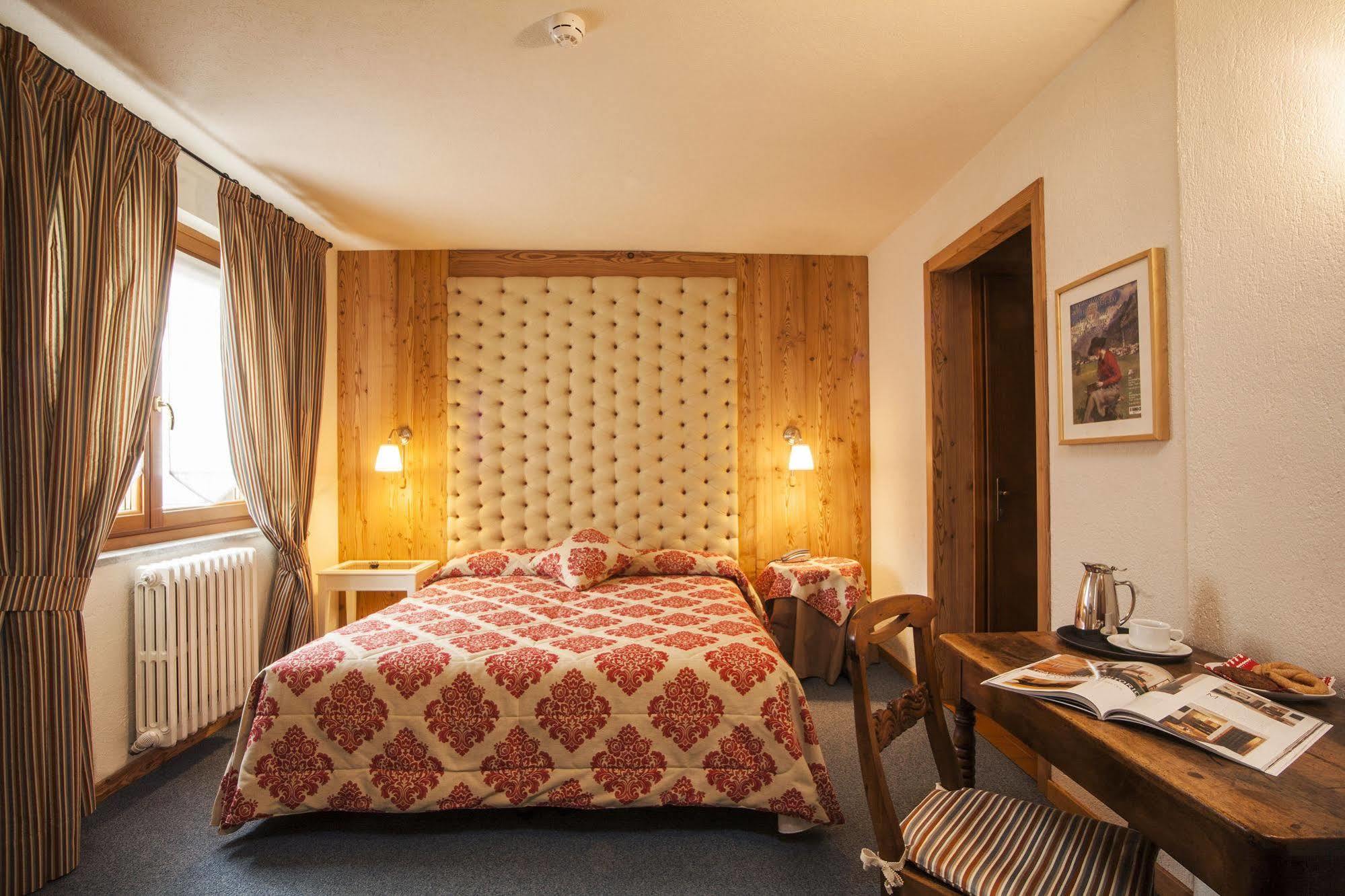 Hotel Ruitor Arvier Buitenkant foto